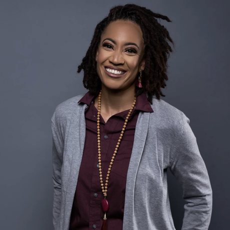 Portrait of Stephanie Mitchell